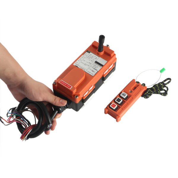 crane-remote-control--2-_2943756